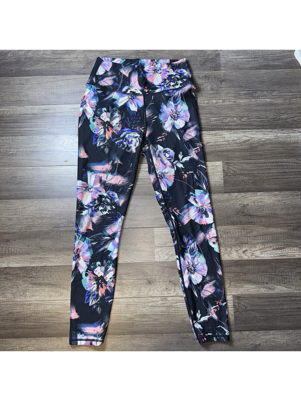 Fabletics Women’s High Waisted Floral Leggings Size Small Black Multicolor Activ